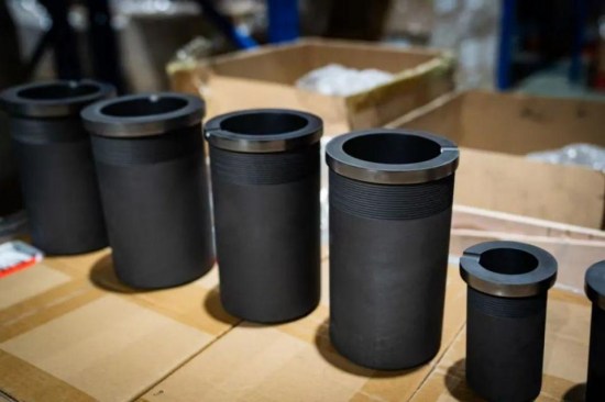 2.Customs intercepted a shipment of artificial graphite products, totaling 301 items.png